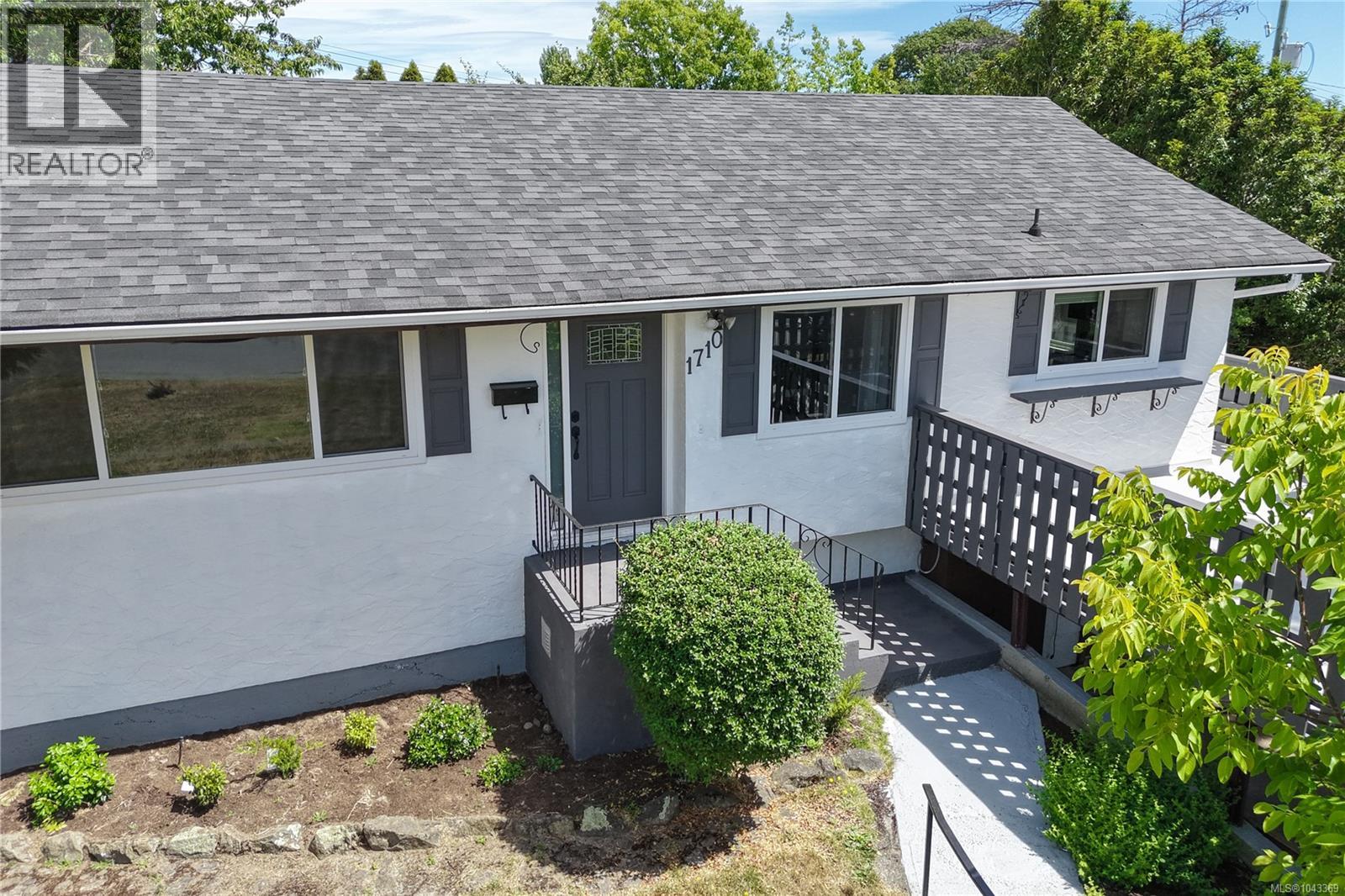 1710 Sprucewood Pl - 64
