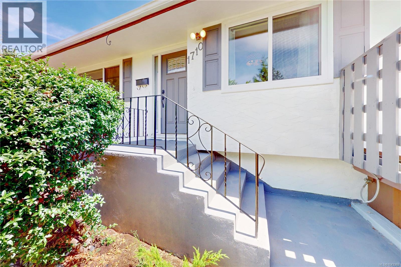 1710 Sprucewood Pl - 70
