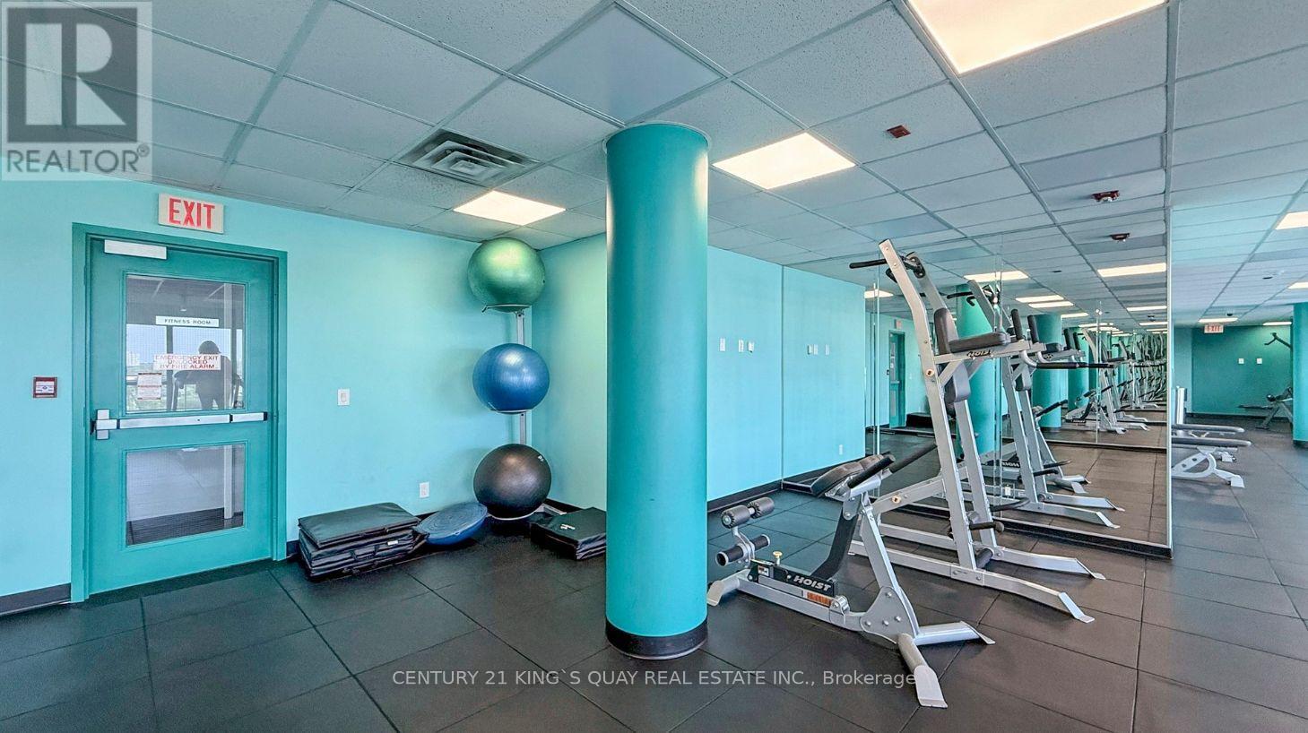 #227 60 FAIRFAX CRESCENT - 25