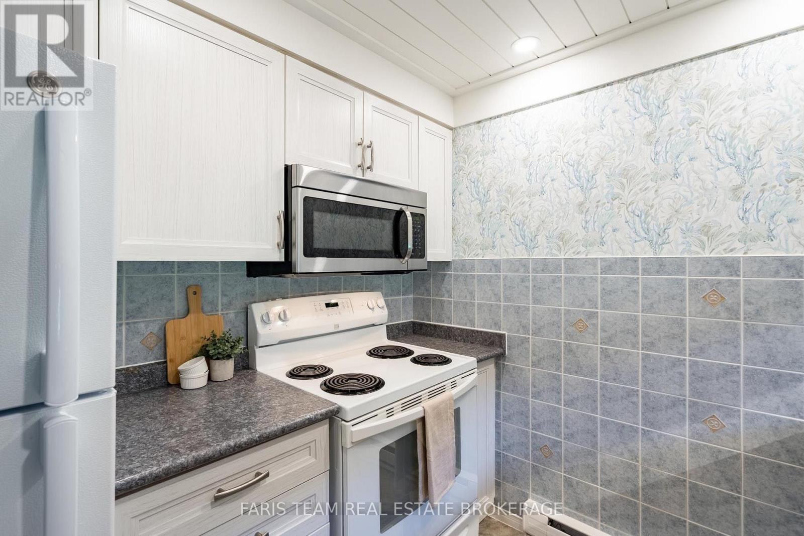 #16 21 LAGUNA PARKWAY - 6