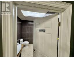 1194 Caledonia Road E, Toronto, ON M6A2W5 Photo 12