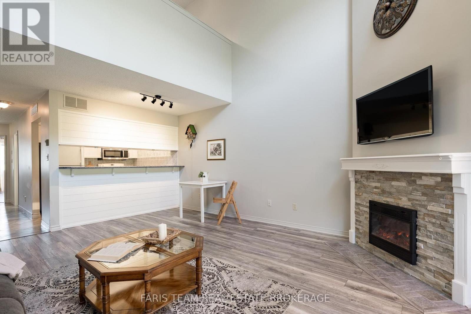 #16 21 LAGUNA PARKWAY - 12