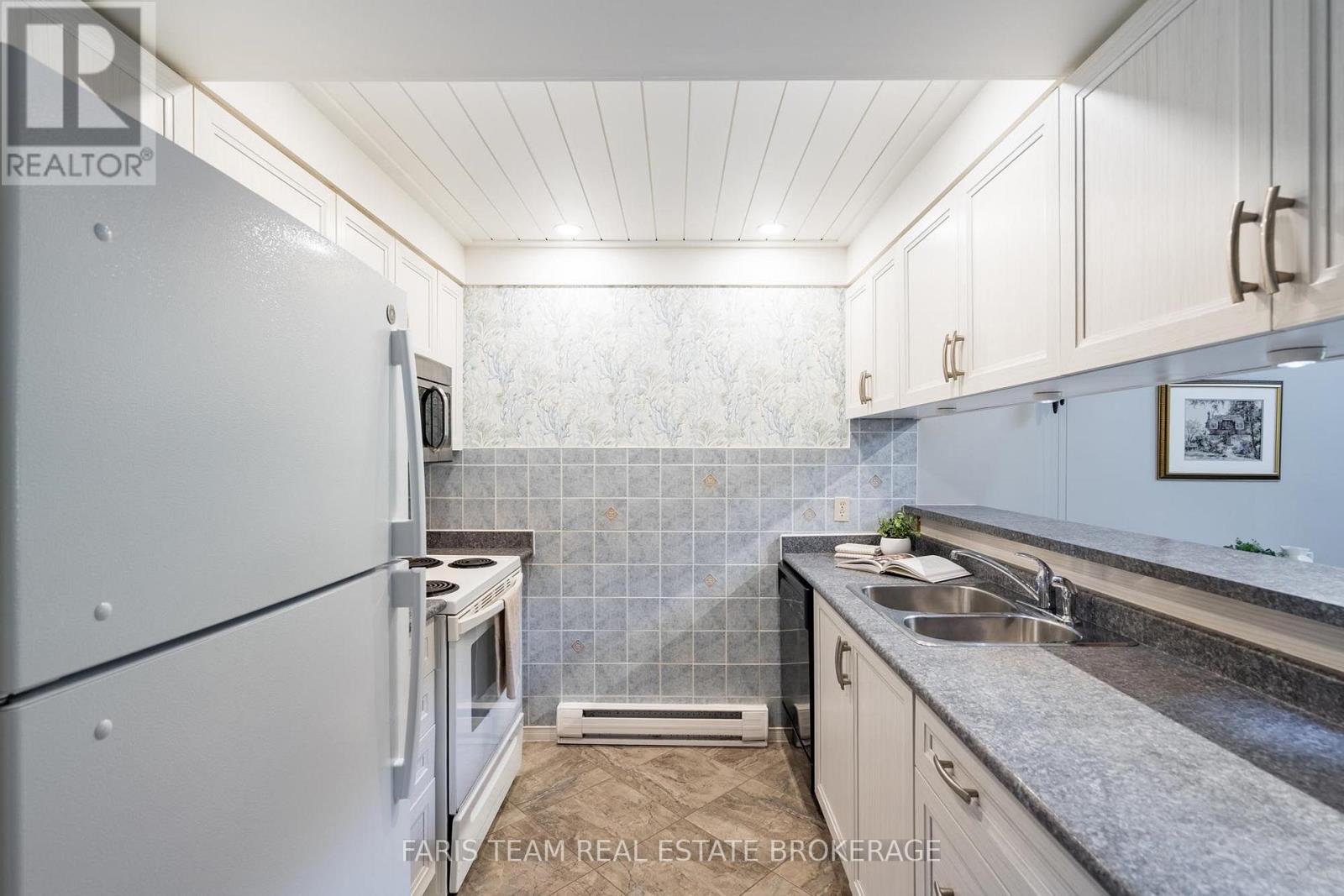 #16 21 LAGUNA PARKWAY - 5