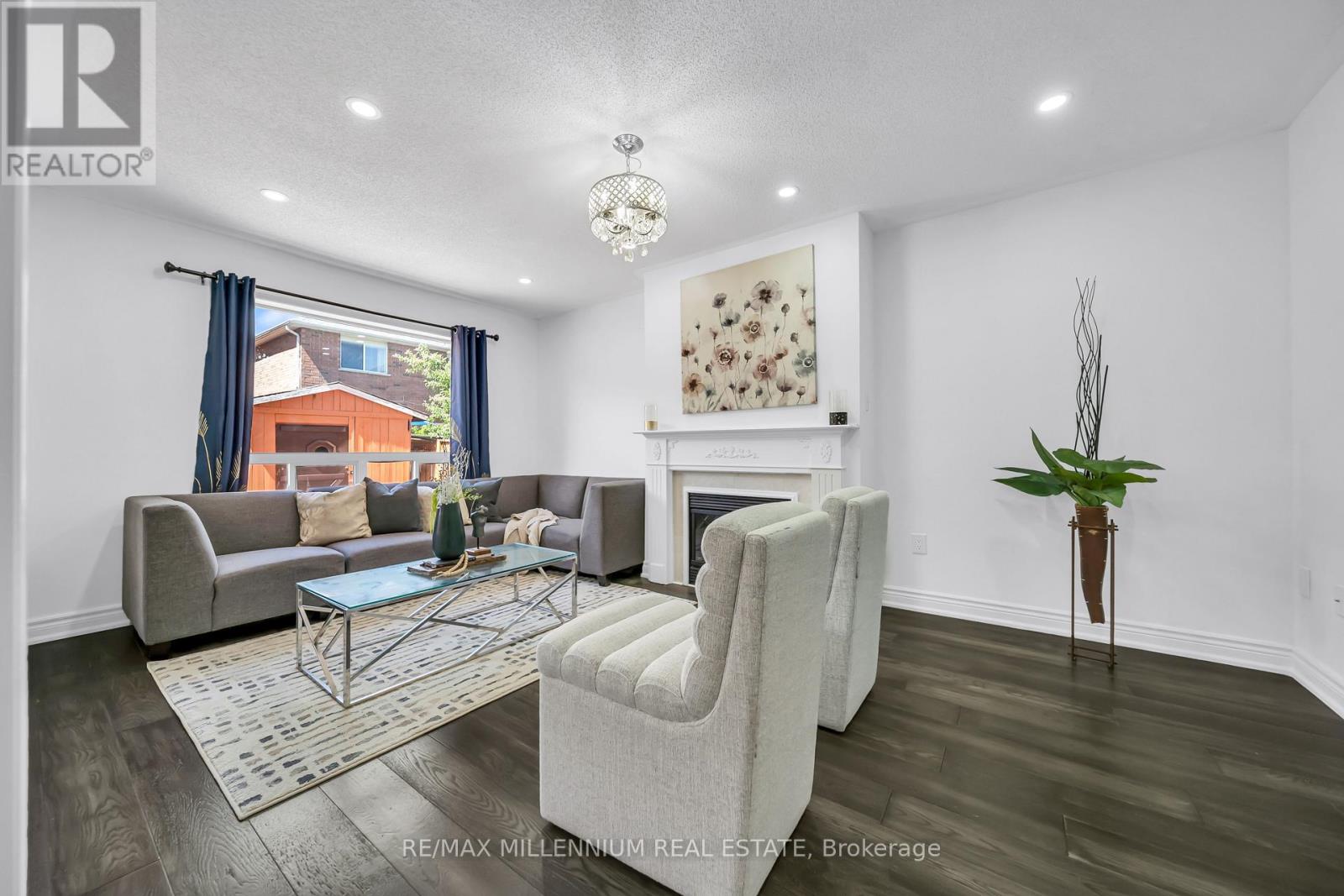 36 ALLANGROVE DRIVE - 12