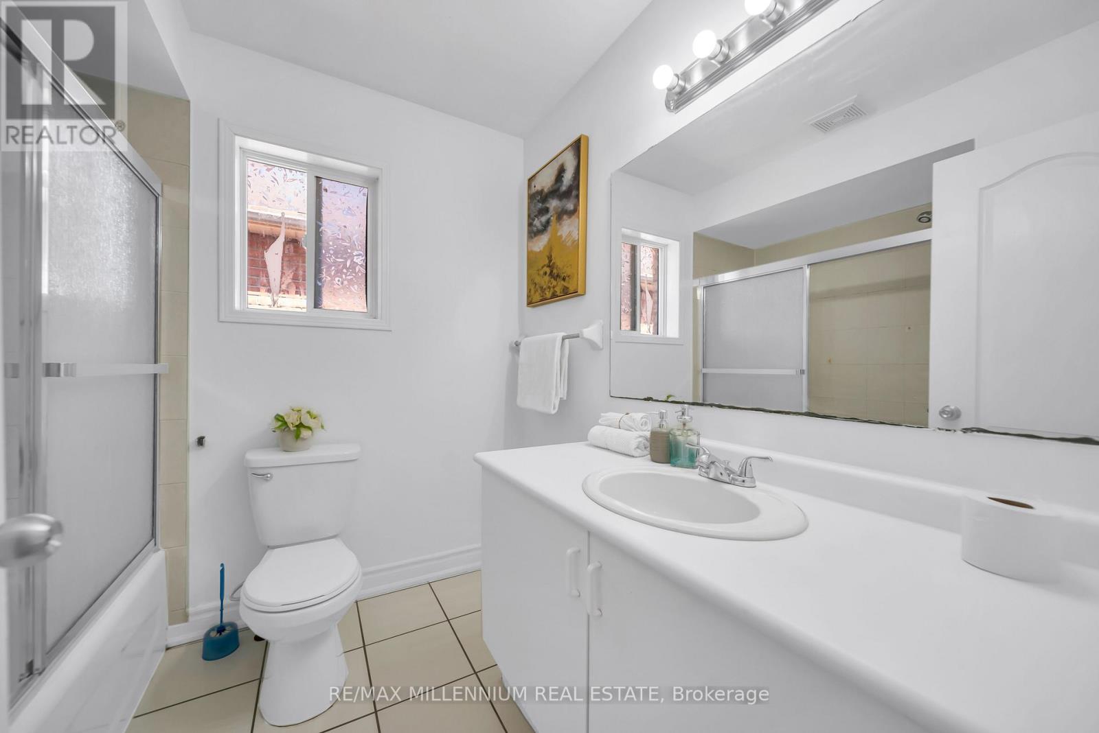 36 ALLANGROVE DRIVE - 33