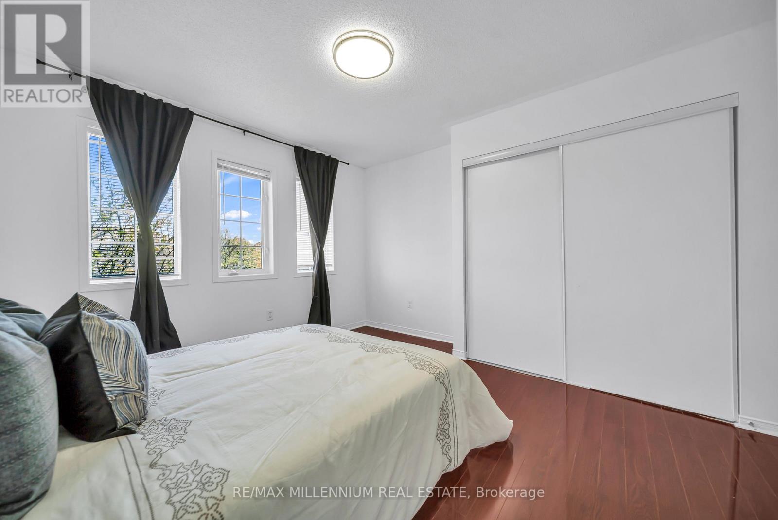 36 ALLANGROVE DRIVE - 36