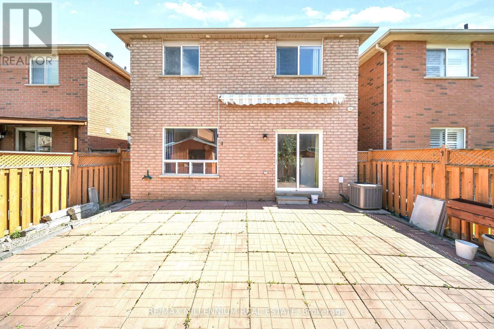 36 ALLANGROVE DRIVE - 49