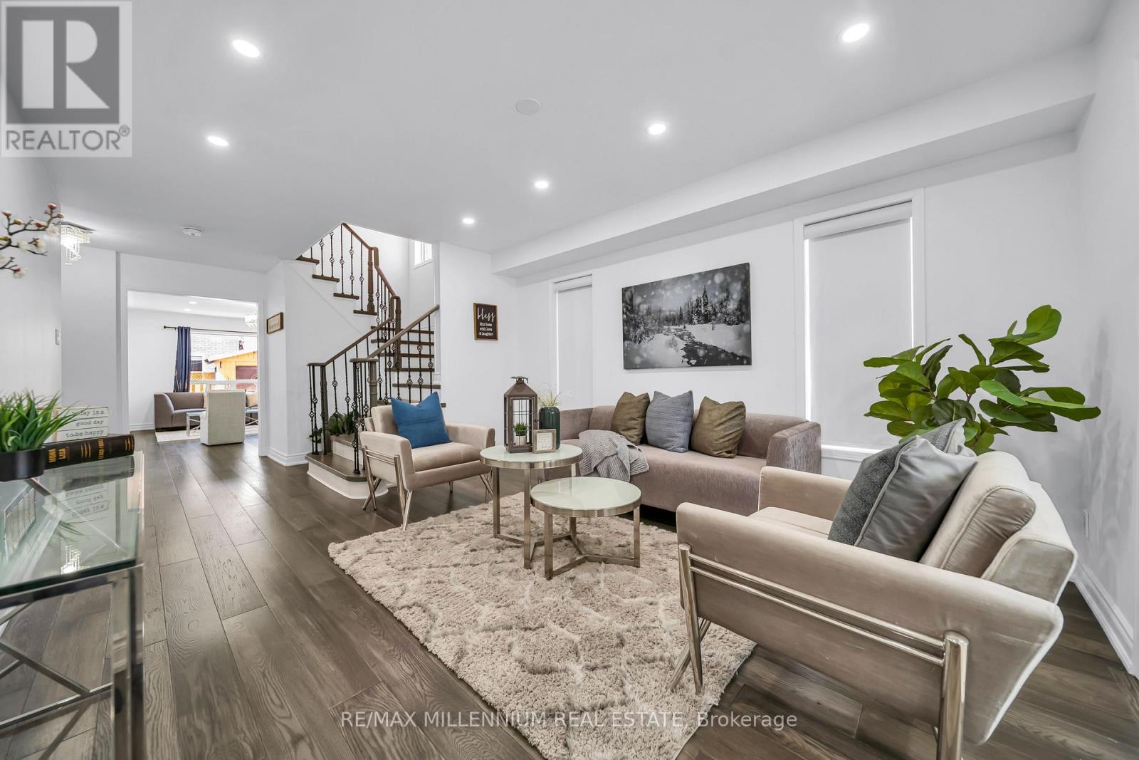 36 ALLANGROVE DRIVE - 6