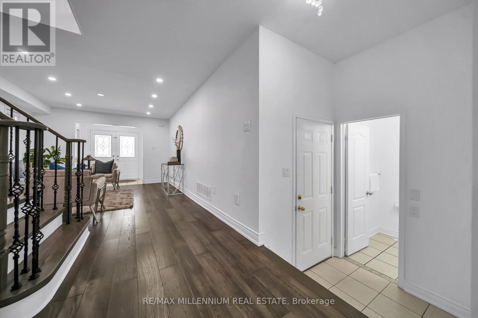 36 ALLANGROVE DRIVE - 9