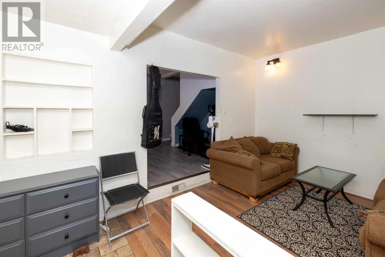 607 WILEY ST - 10