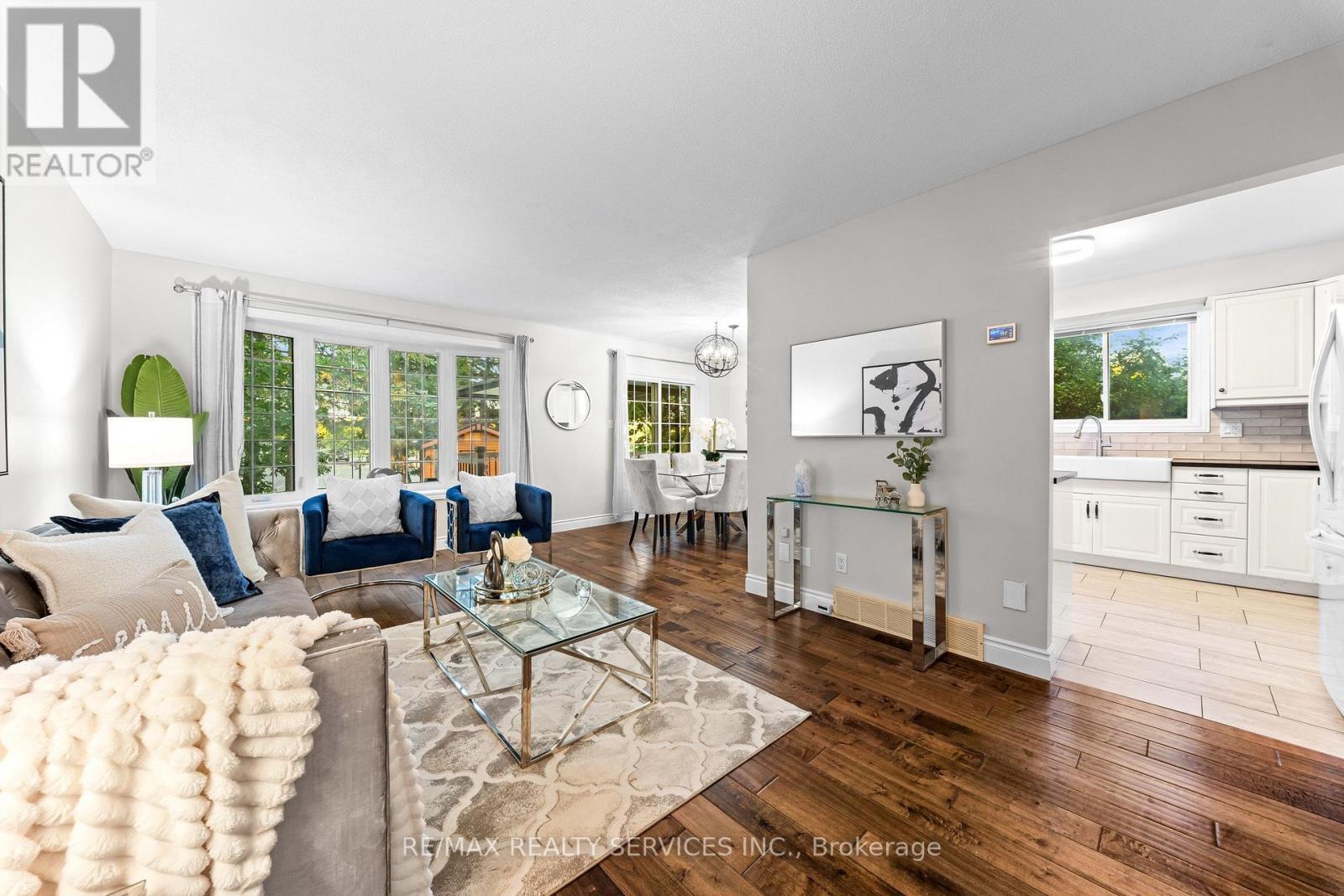 20 HIGHCROFT COURT - Image 12