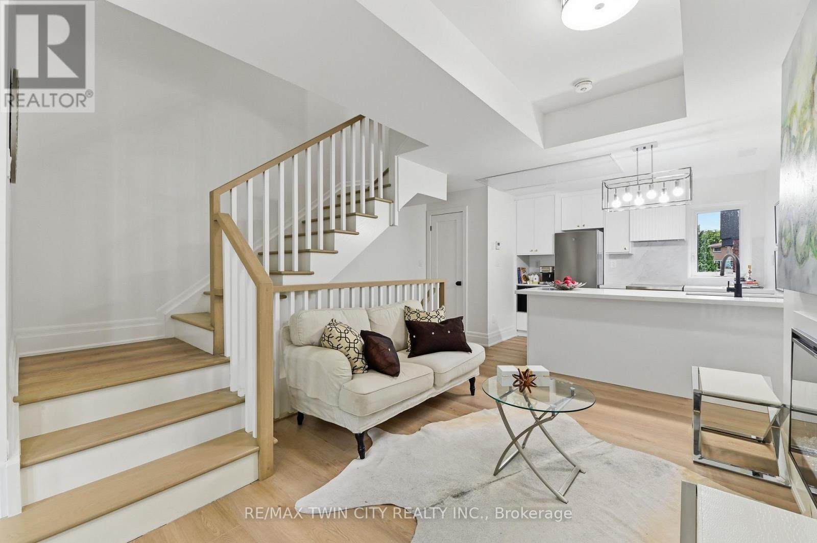3 - 37 EDWIN STREET, Brantford — photo 3