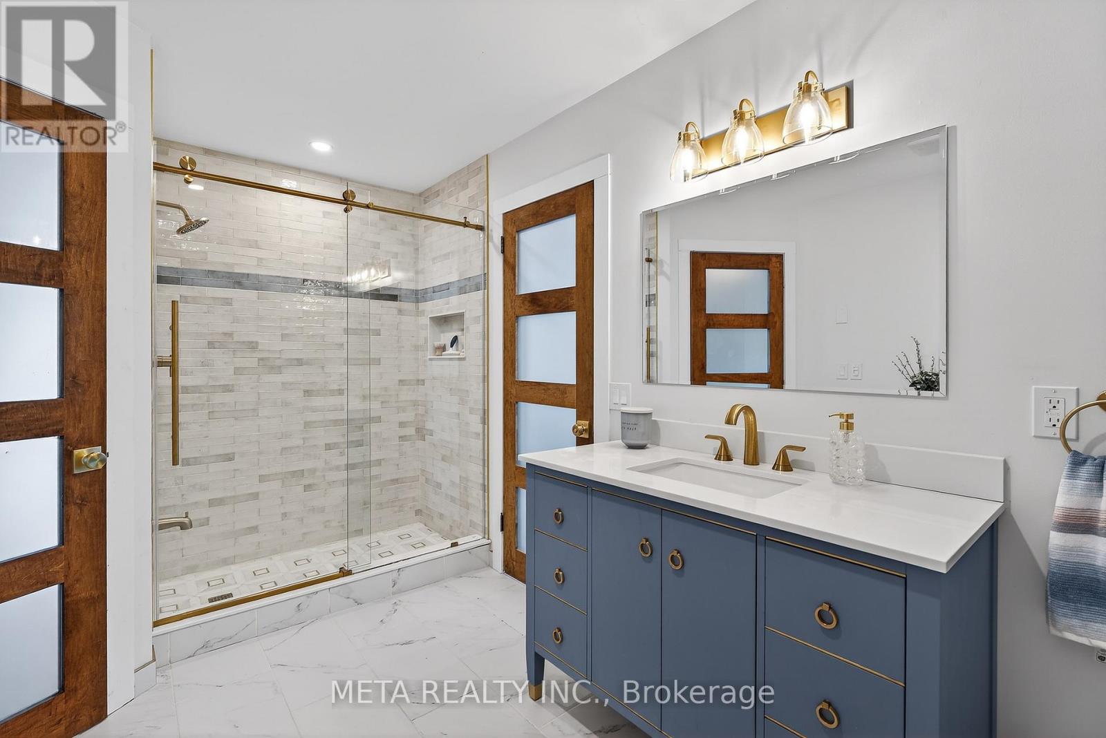 865 27TH STREET - 18