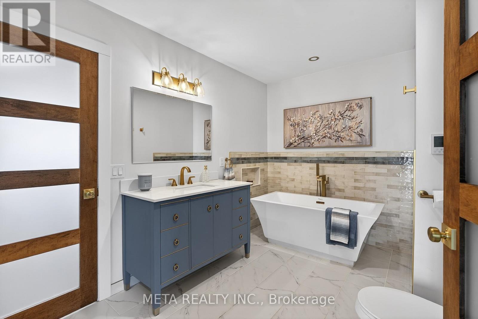 865 27TH STREET - 19