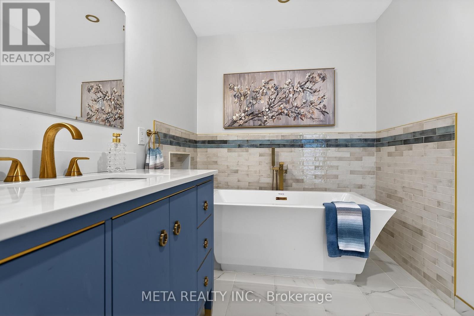 865 27TH STREET - 20