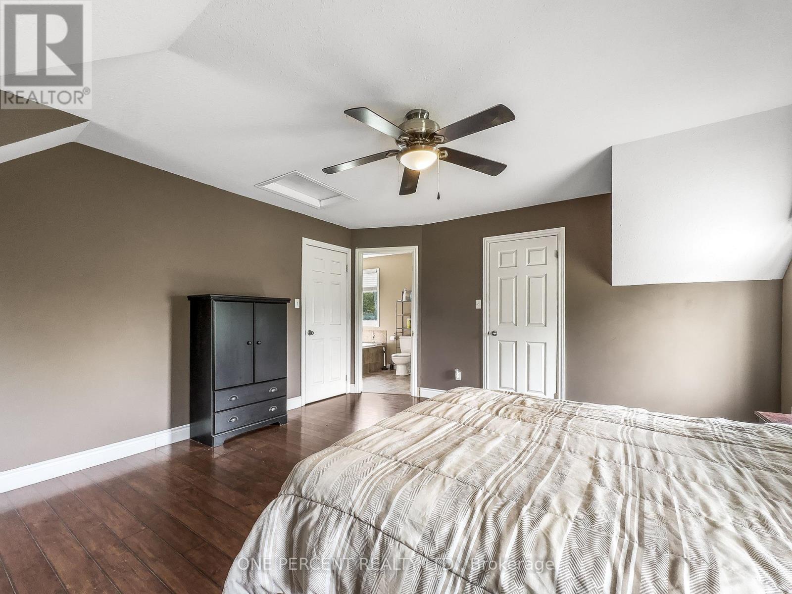 30 WOODRIDGE DRIVE - 22