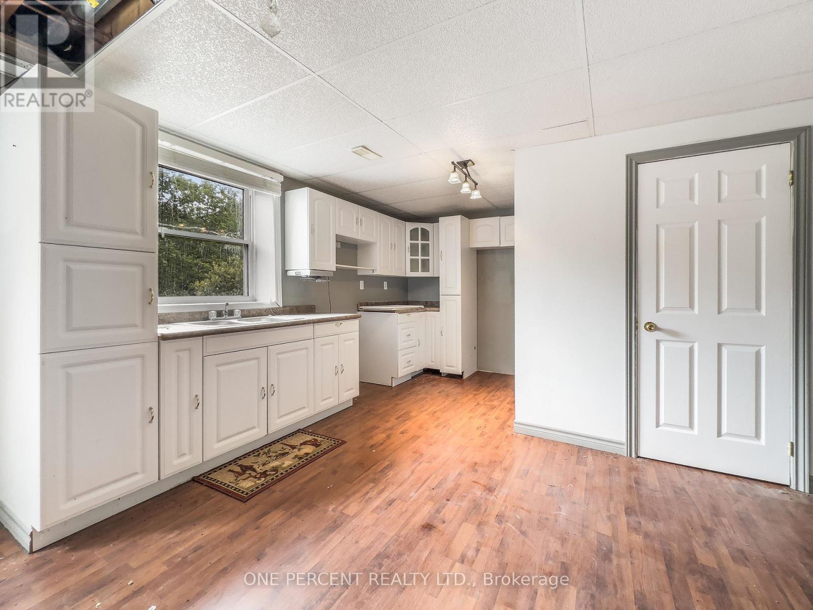 30 WOODRIDGE DRIVE - 29