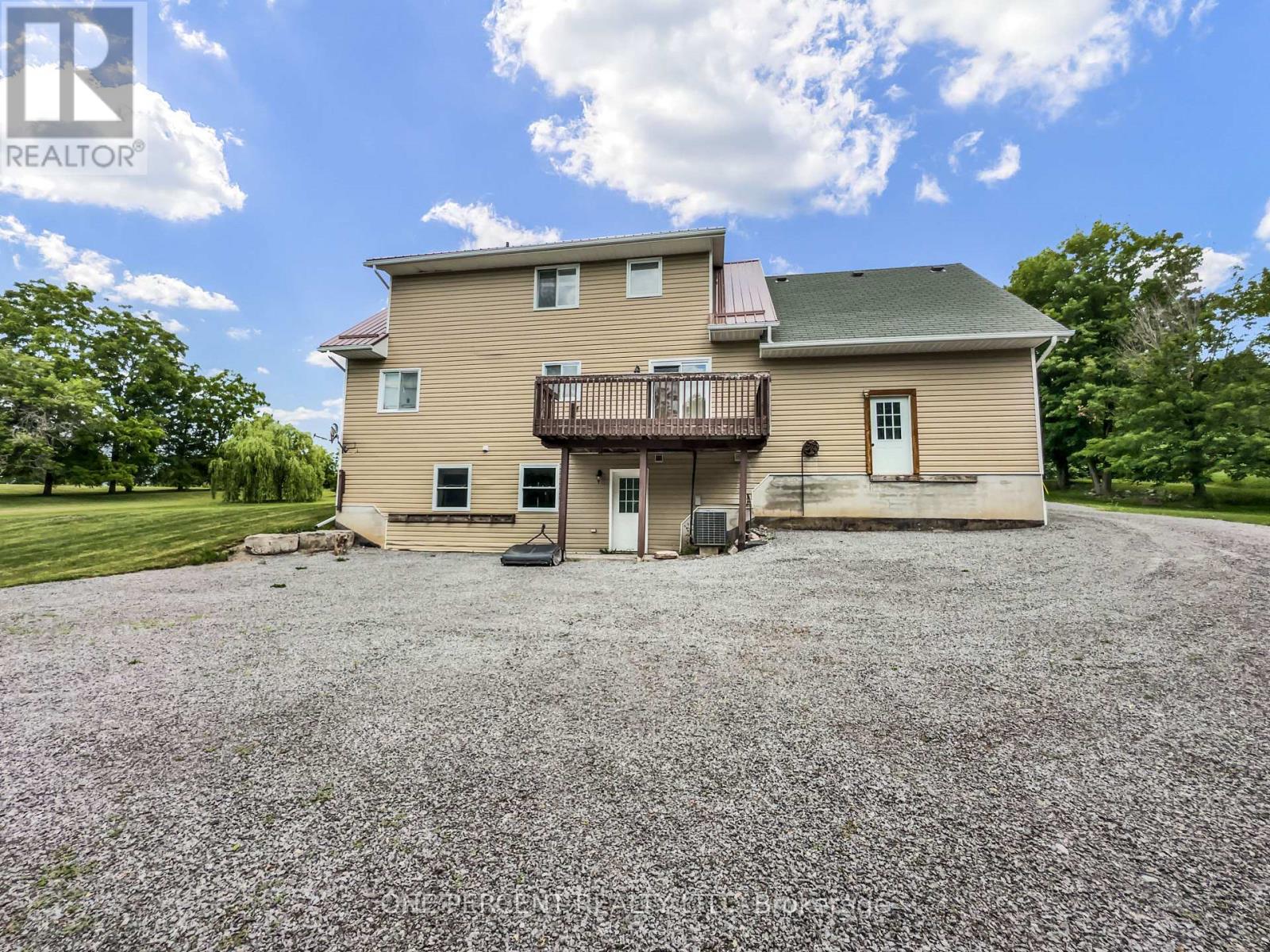 30 WOODRIDGE DRIVE - 32