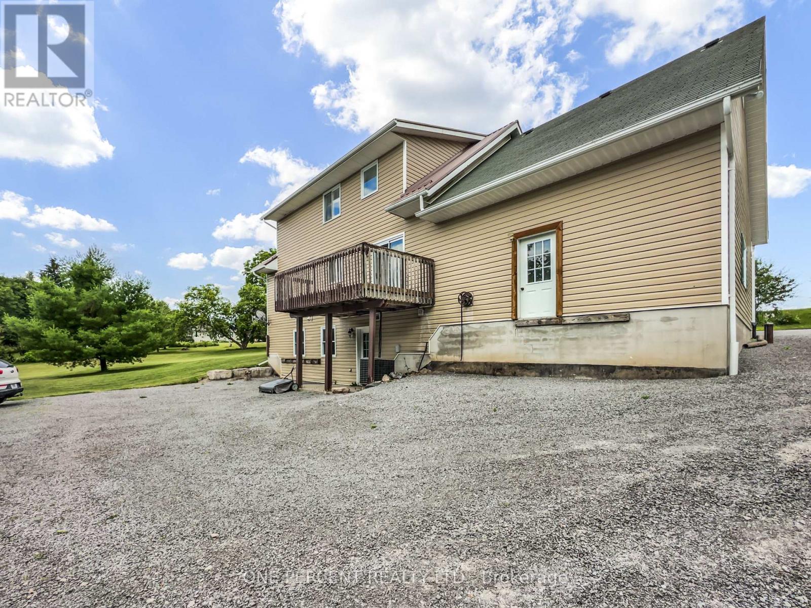 30 WOODRIDGE DRIVE - 33