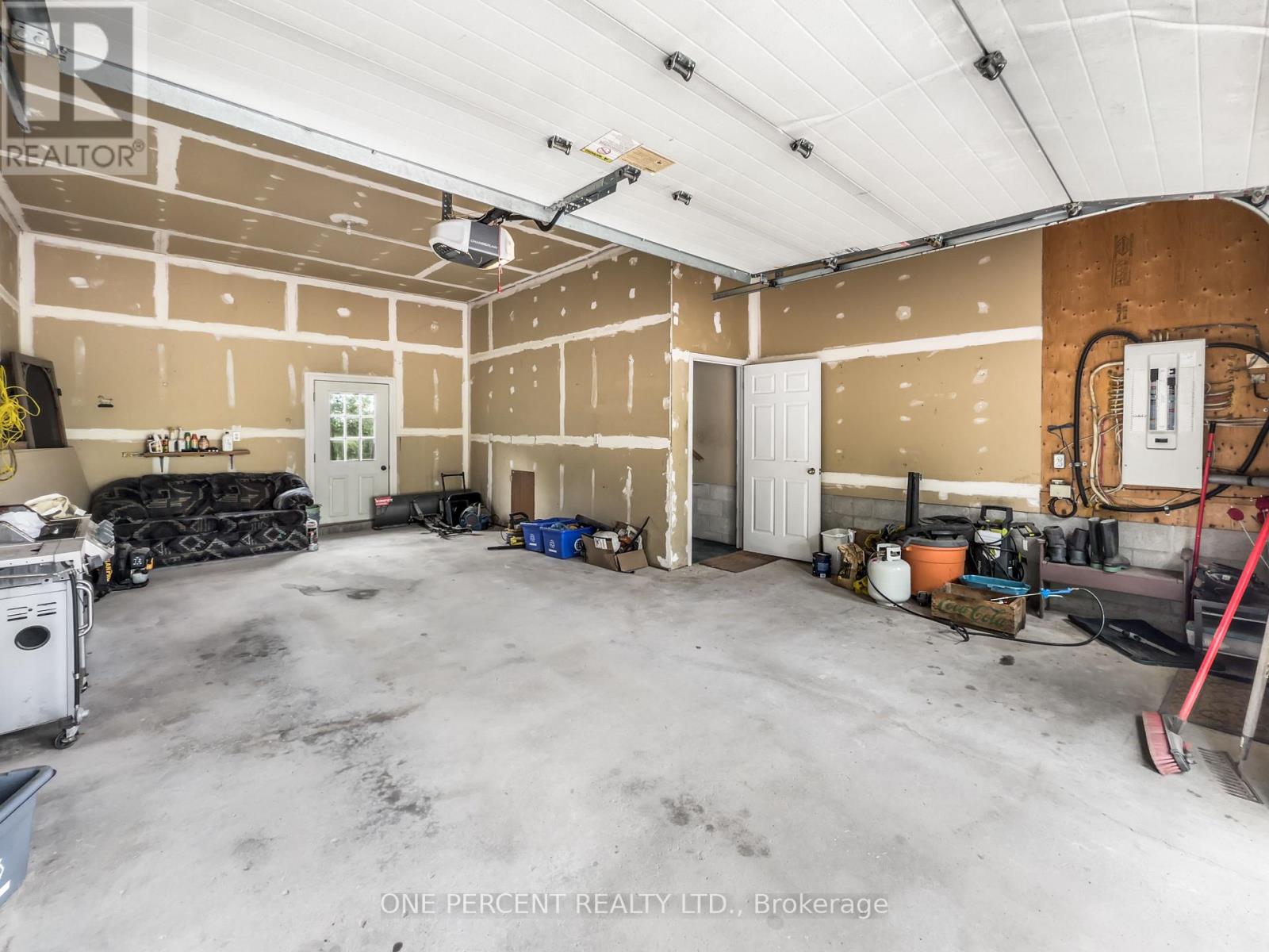 30 WOODRIDGE DRIVE - 39