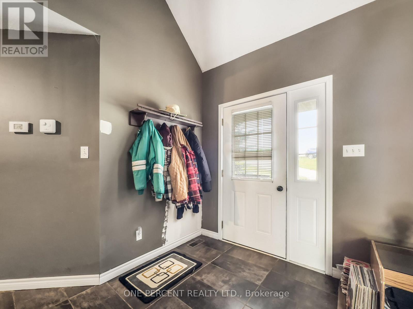 30 WOODRIDGE DRIVE - 6