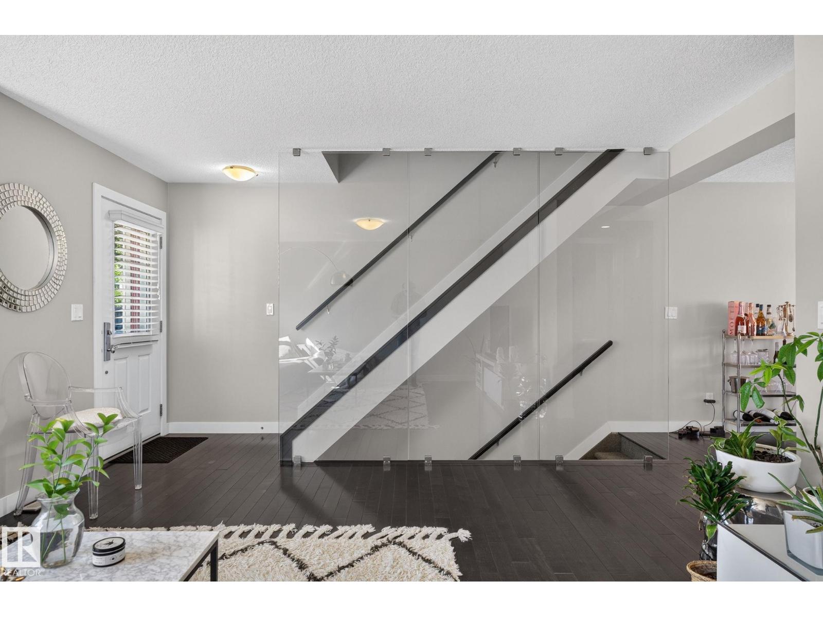 5922 MULLEN WY NW - 9