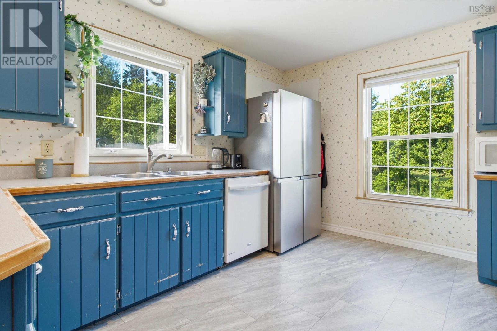 1886 Gaspereau River Road - 9