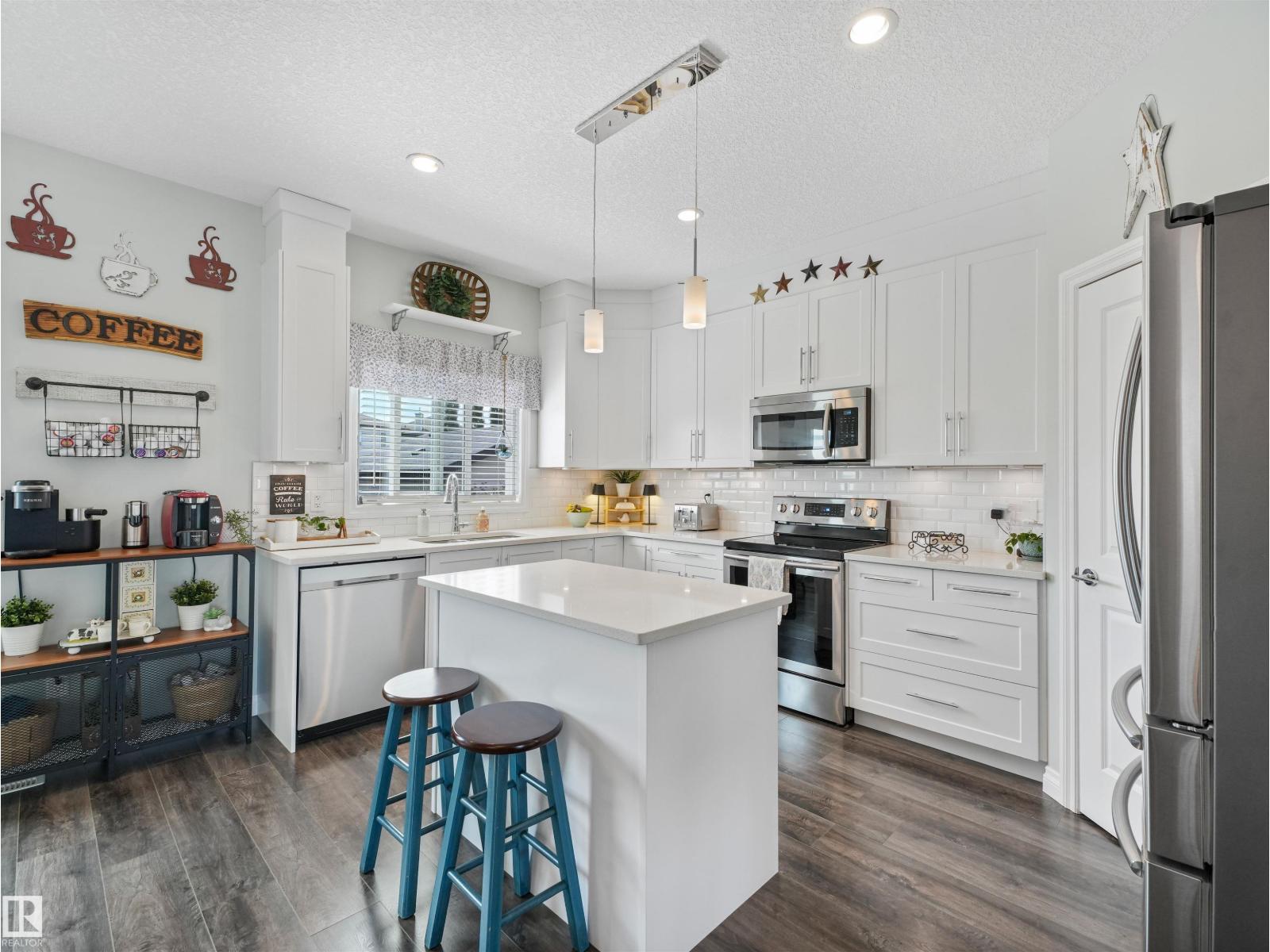 283 AMEENA DR - 8