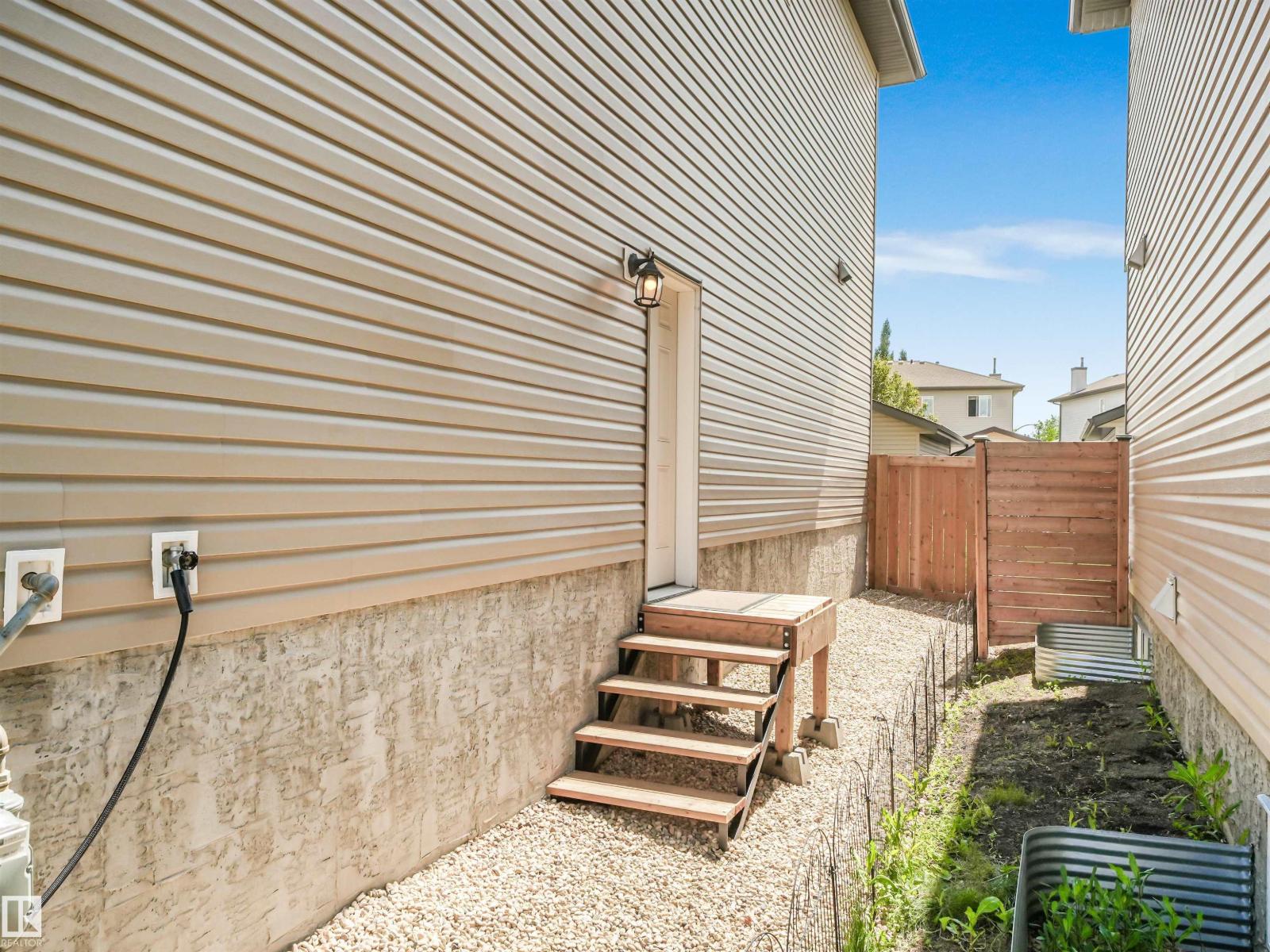 283 AMEENA DR - 29