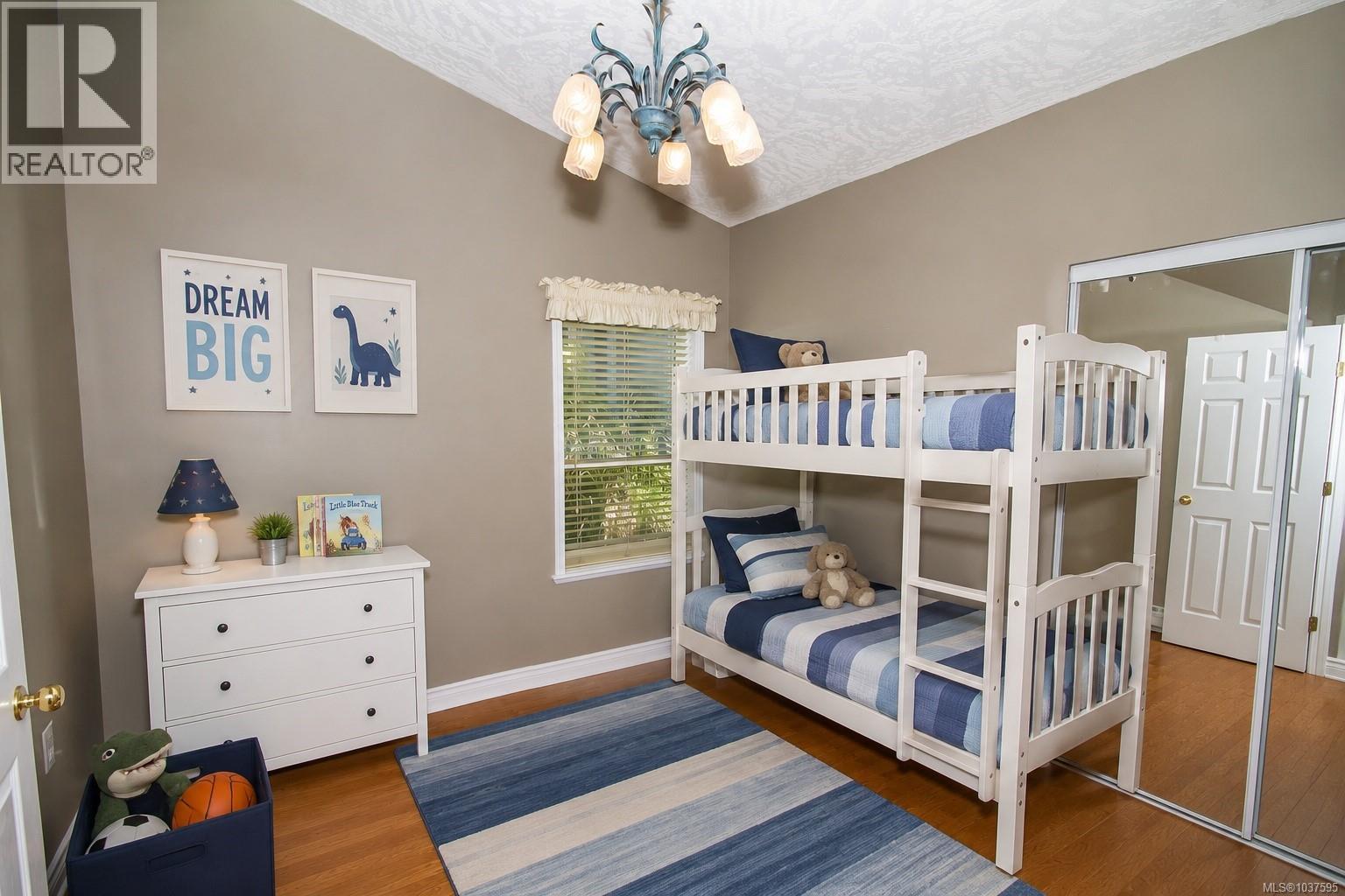 #2 709 Luscombe Pl - 20