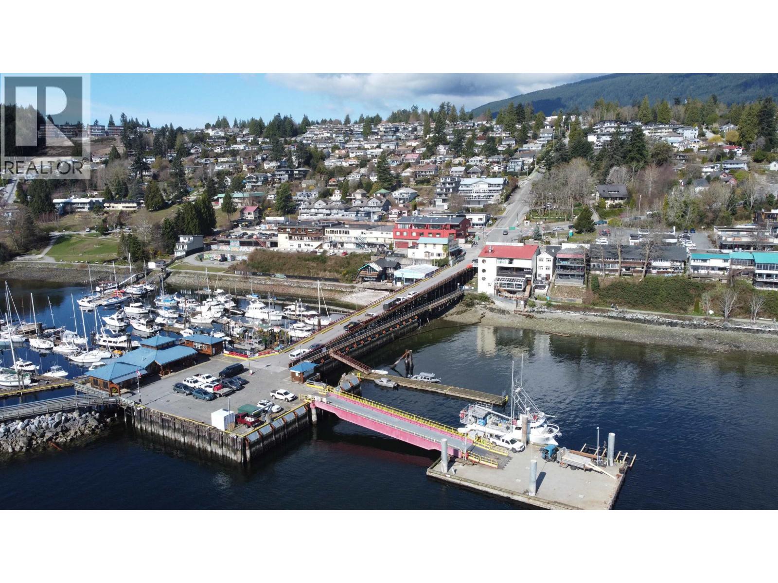 418 MARINE DRIVE — photo 3