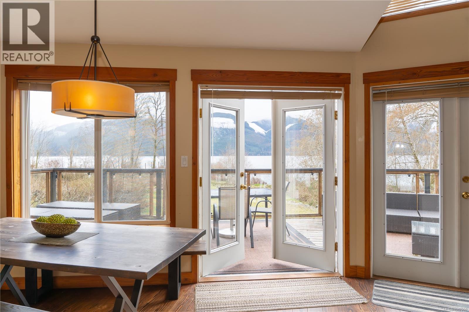 11464 Youbou Rd - 23
