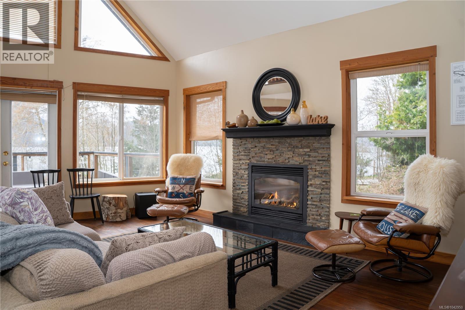 11464 Youbou Rd - 17
