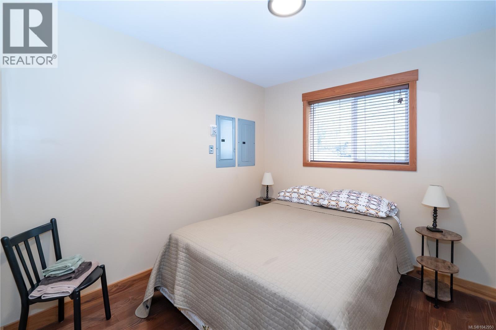11464 Youbou Rd - 24