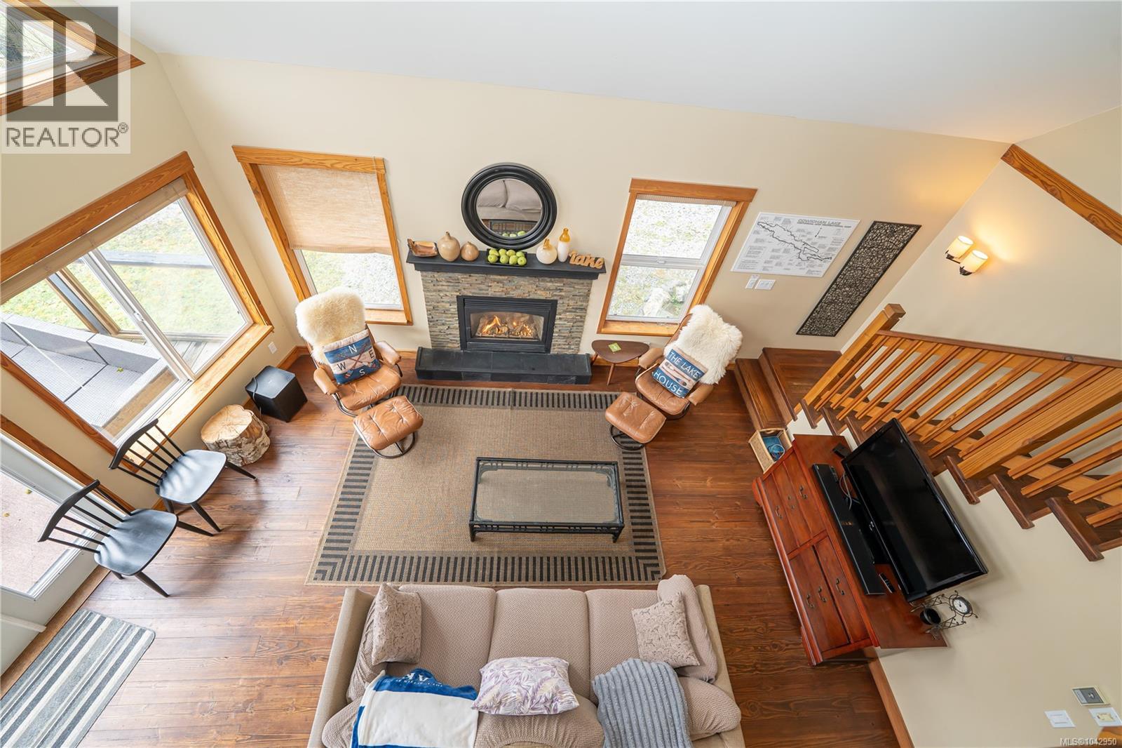 11464 Youbou Rd - 34