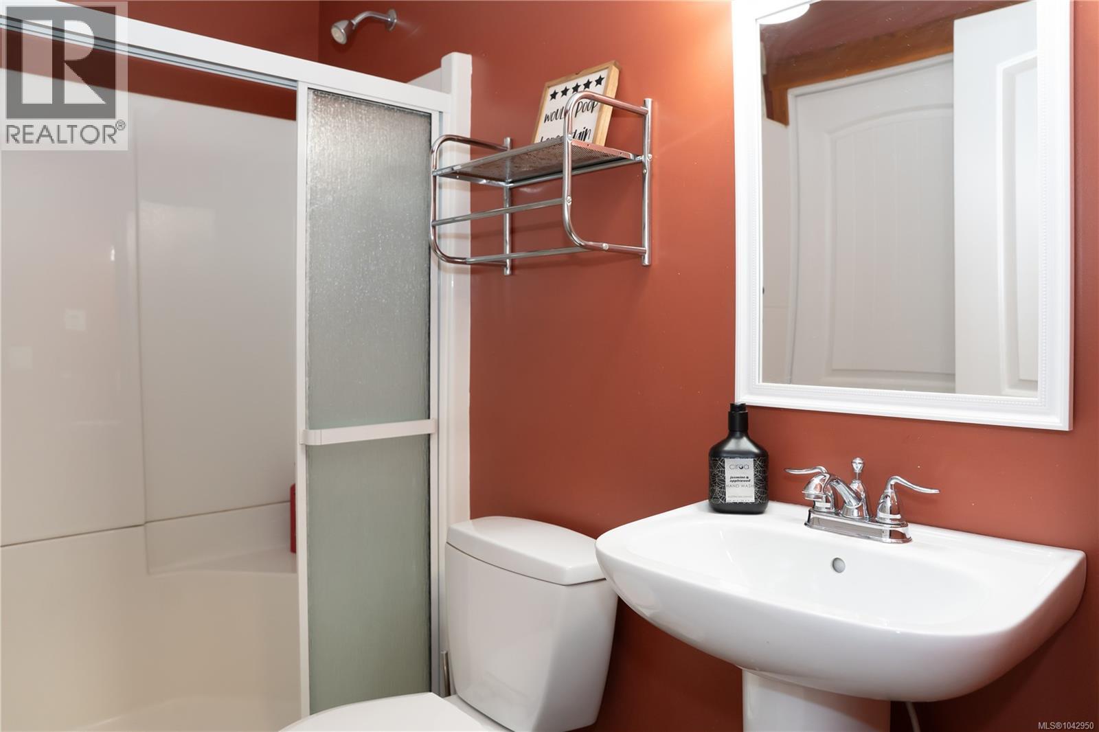 11464 Youbou Rd - 27