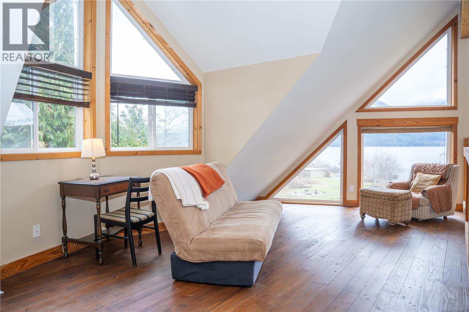 11464 Youbou Rd - 32