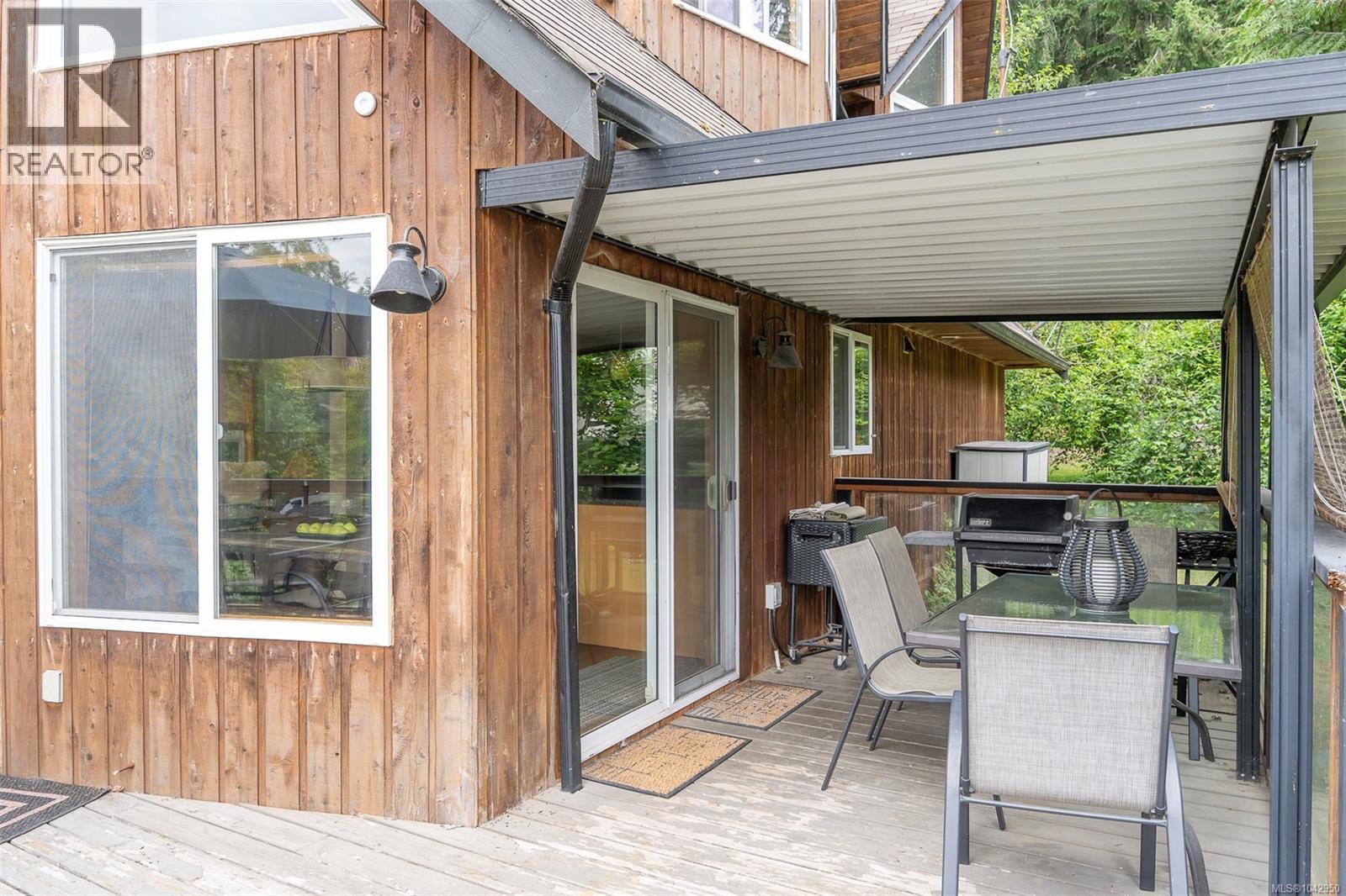 11464 Youbou Rd - 76