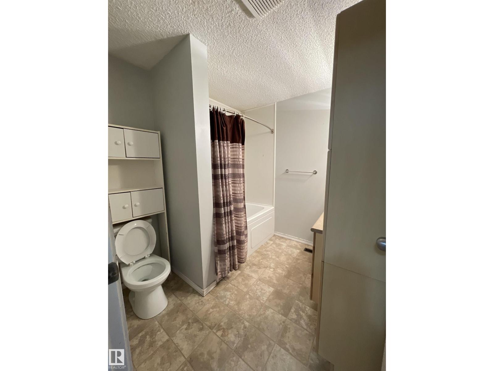 174 GREENWOOD DR - 15