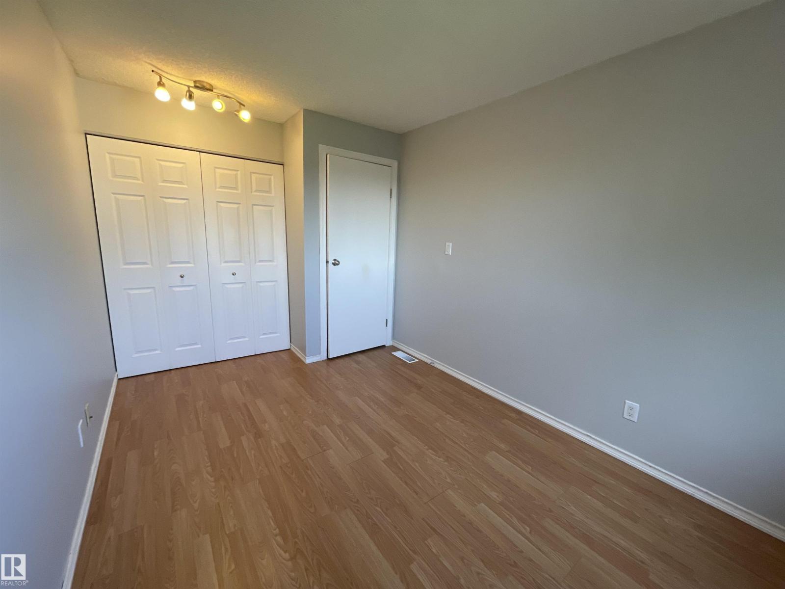 174 GREENWOOD DR - 18