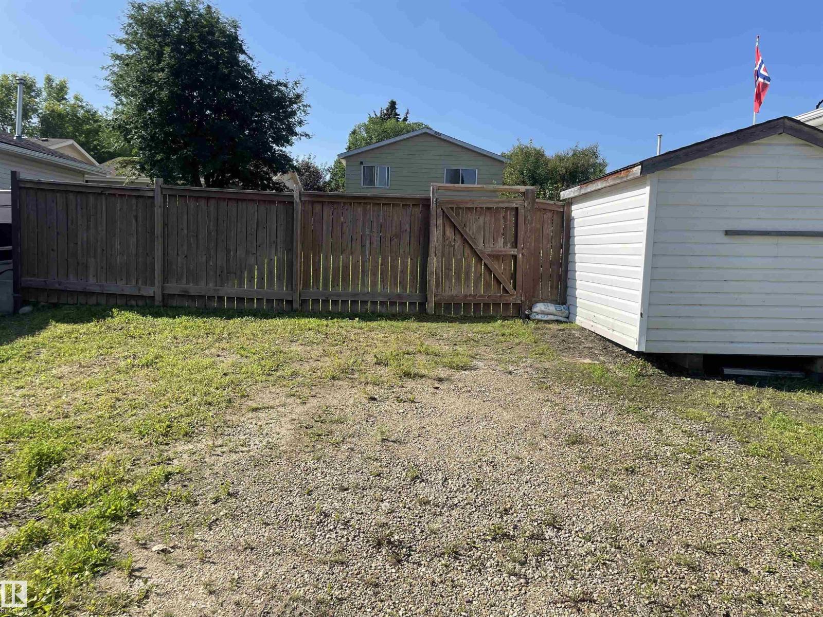 174 GREENWOOD DR - 4