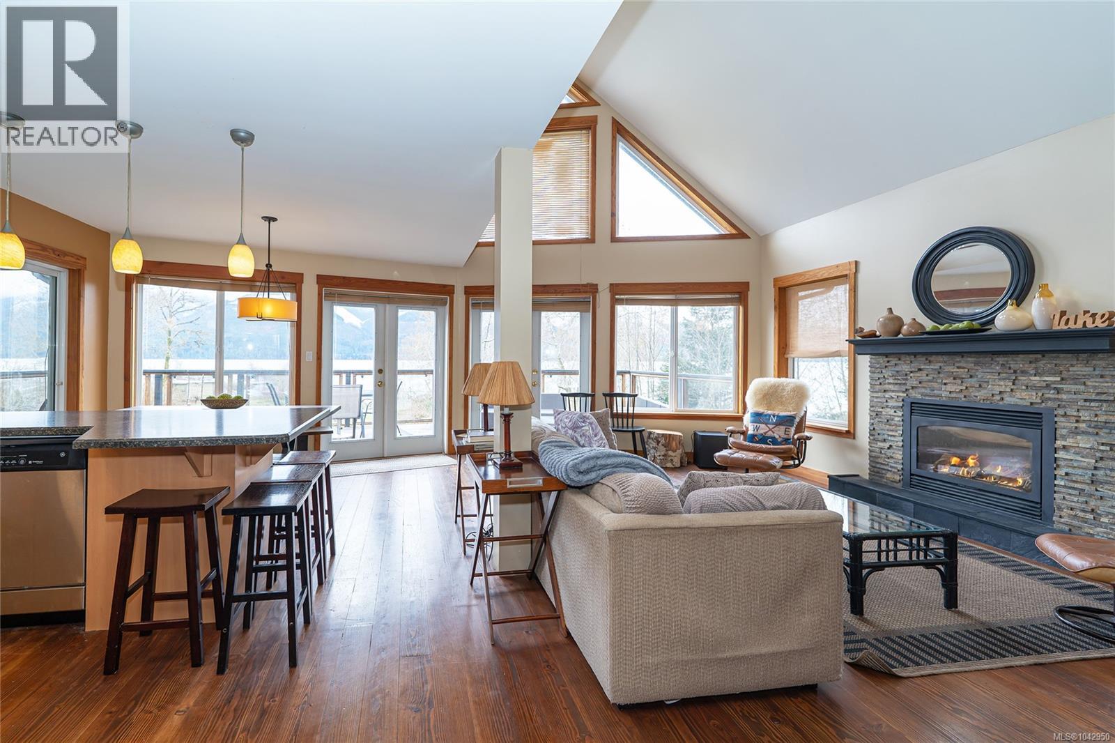11464 Youbou Rd - 14