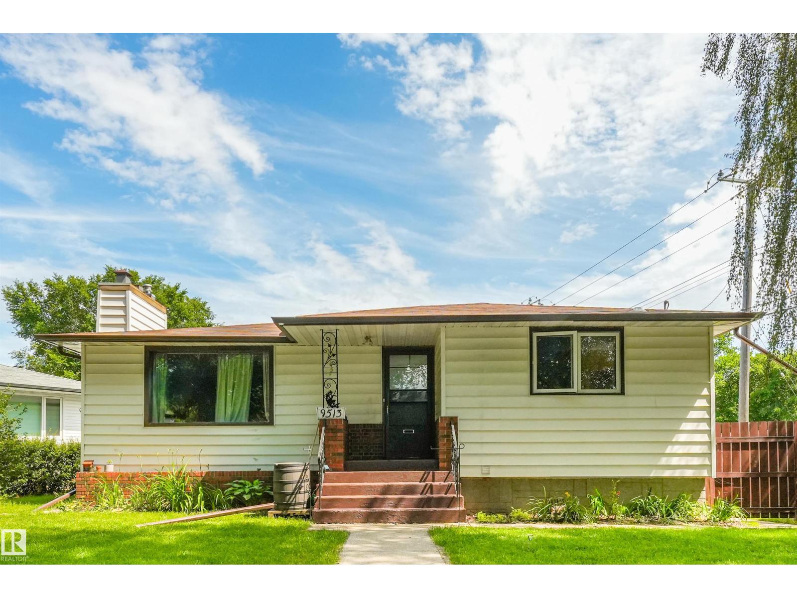 9513 81 ST NW - 1