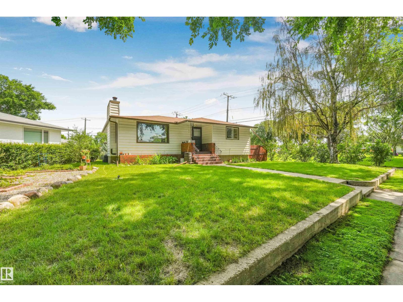 9513 81 ST NW - 34