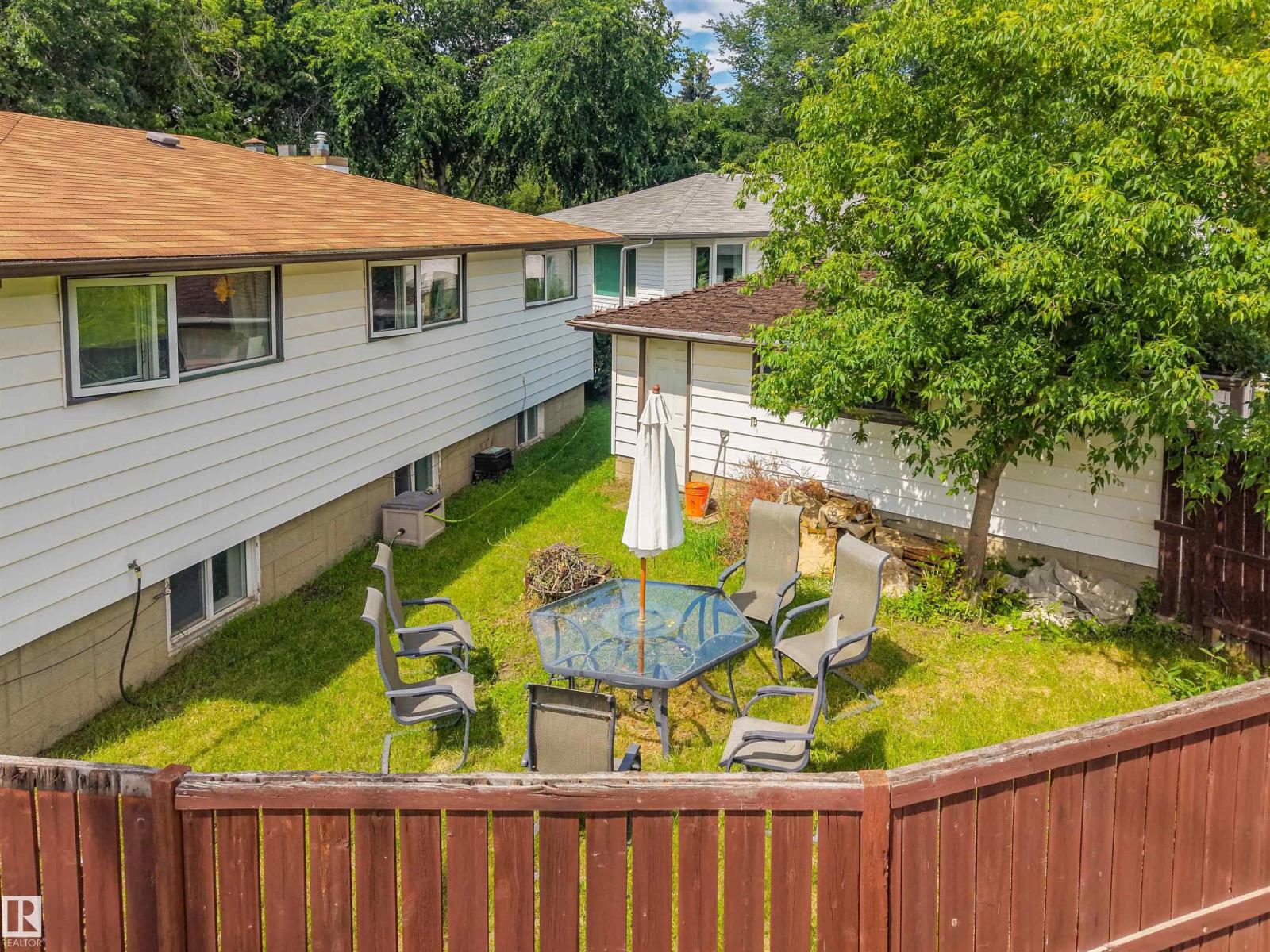 9513 81 ST NW - 49