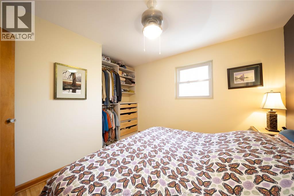 971 FAIRVIEW BOULEVARD - 18