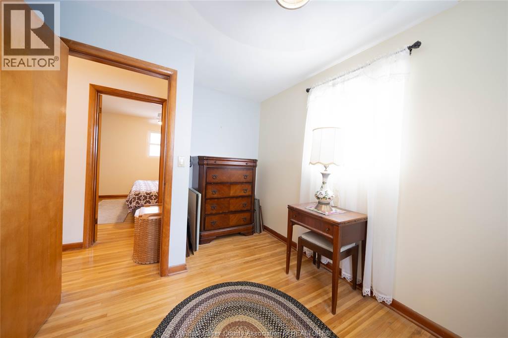 971 FAIRVIEW BOULEVARD - 20