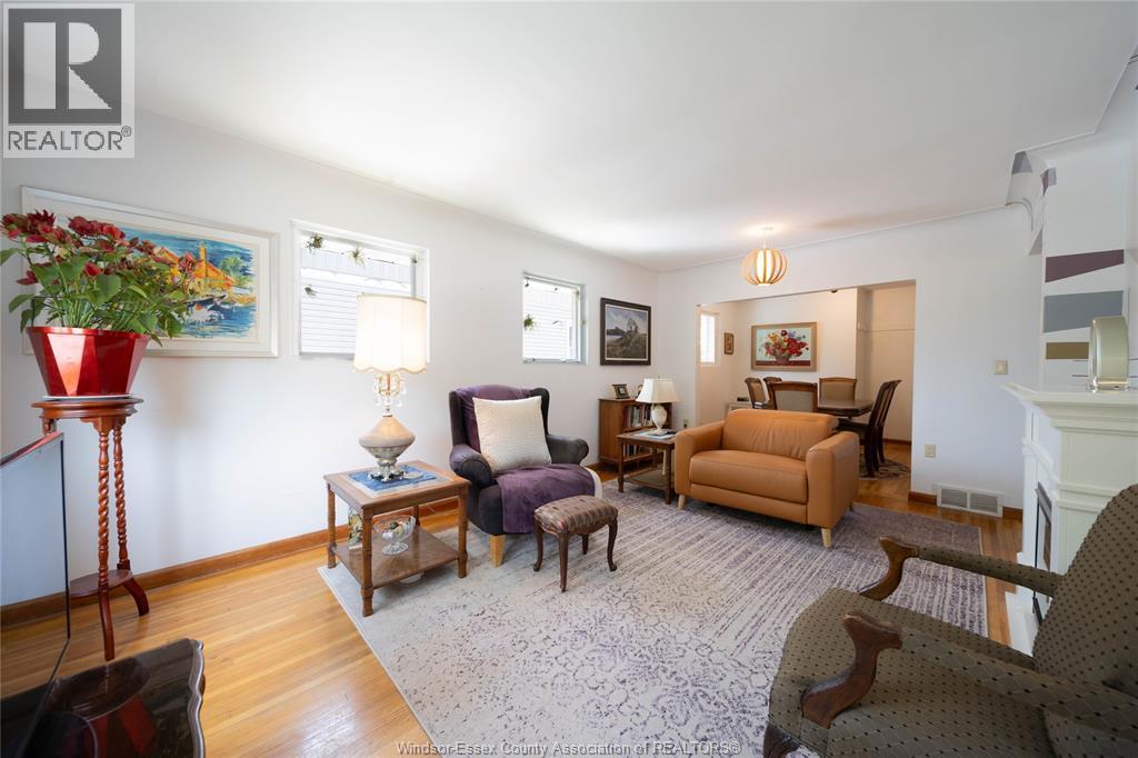 971 FAIRVIEW BOULEVARD - 5