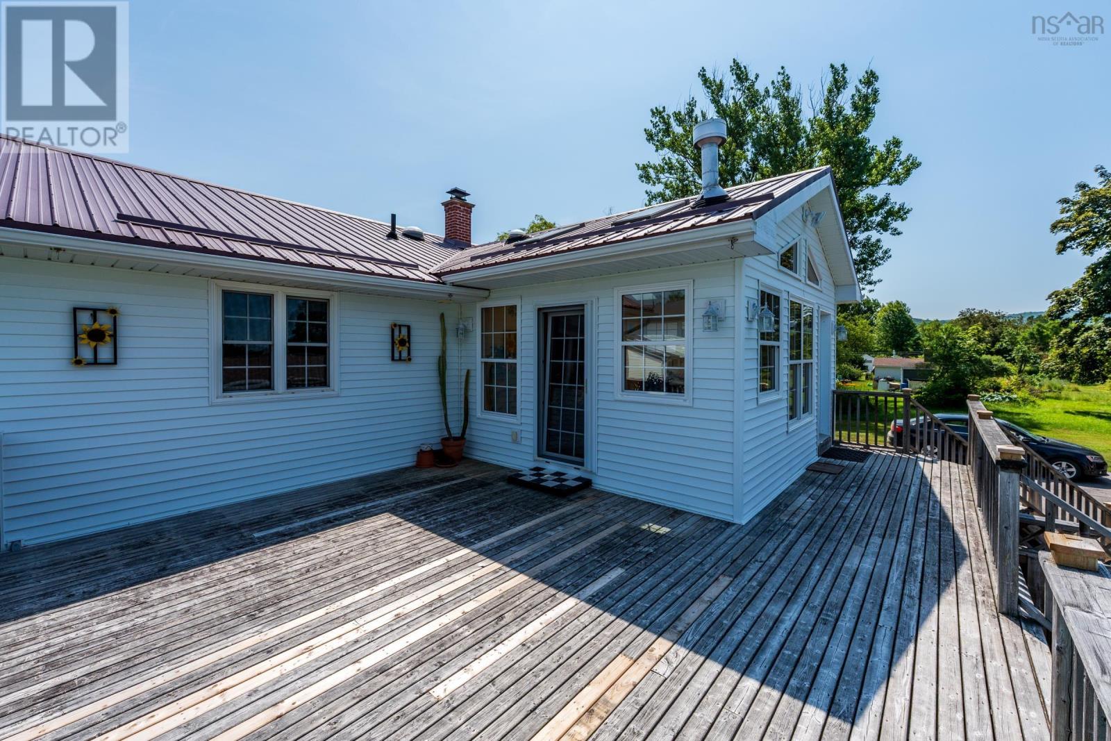 Property 34 of 49 of 29 South Street