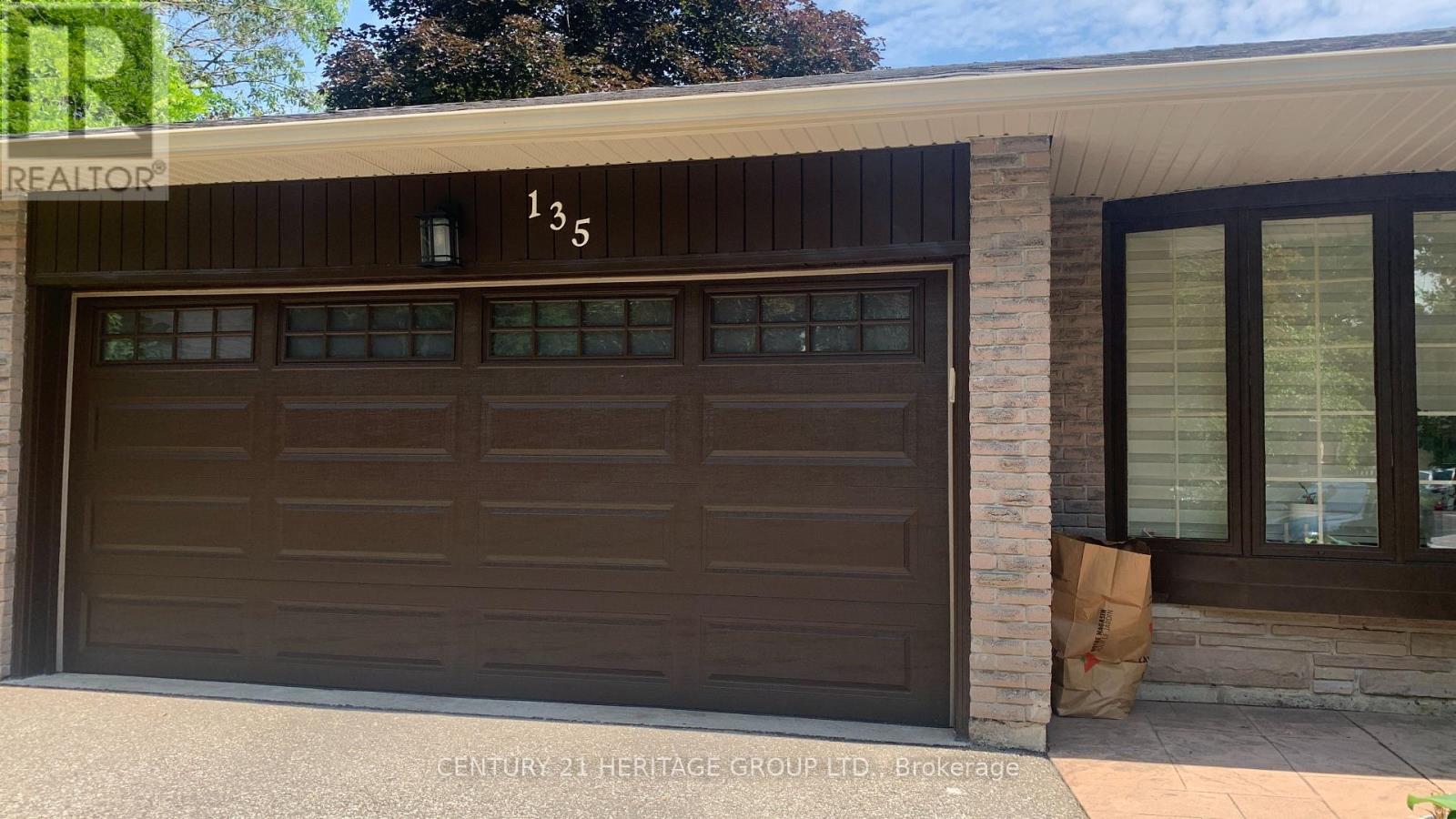 135 GOLF CLUB COURT - 2